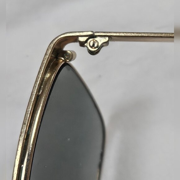 Givenchy GV7140/G/S Sunglasses – Black/Gold – 58-16-145 – Excellent Condition - Picture 5 of 6